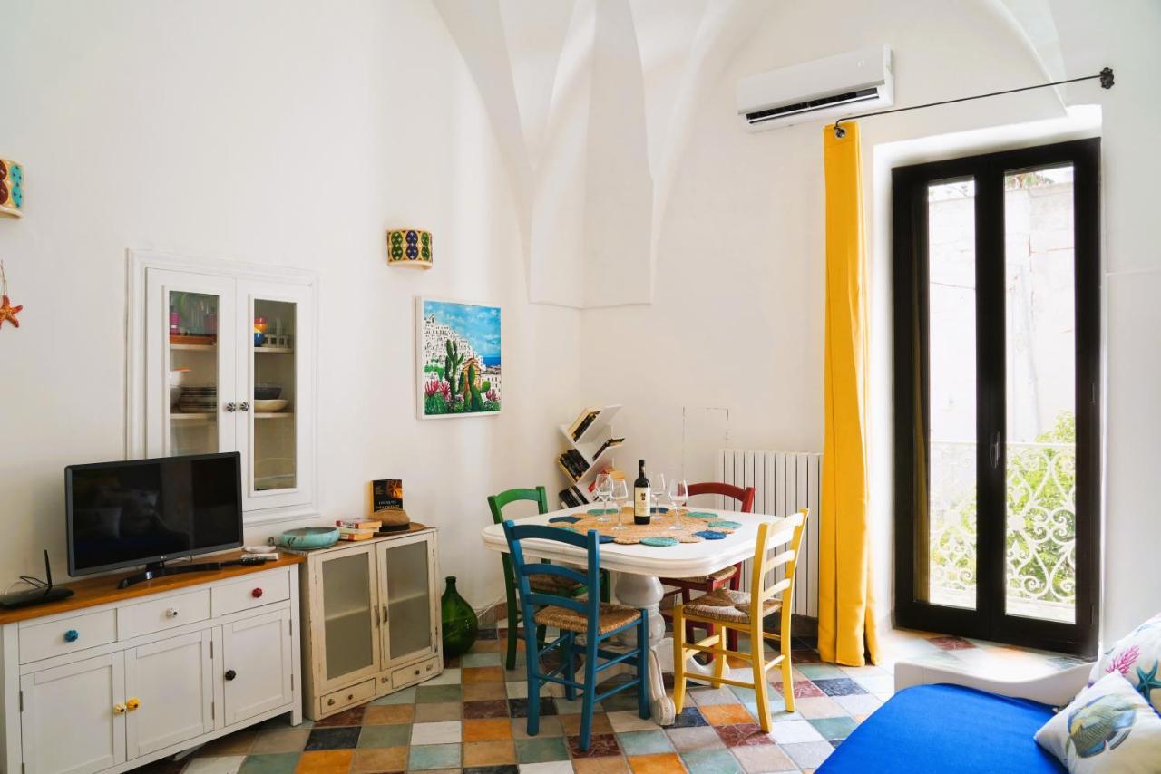 Villa Domus Magistri - A Pochi Passi Dal Centro Storico Ostuni Exterior foto